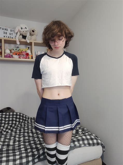 teen femboy gets destroyed|This 14.